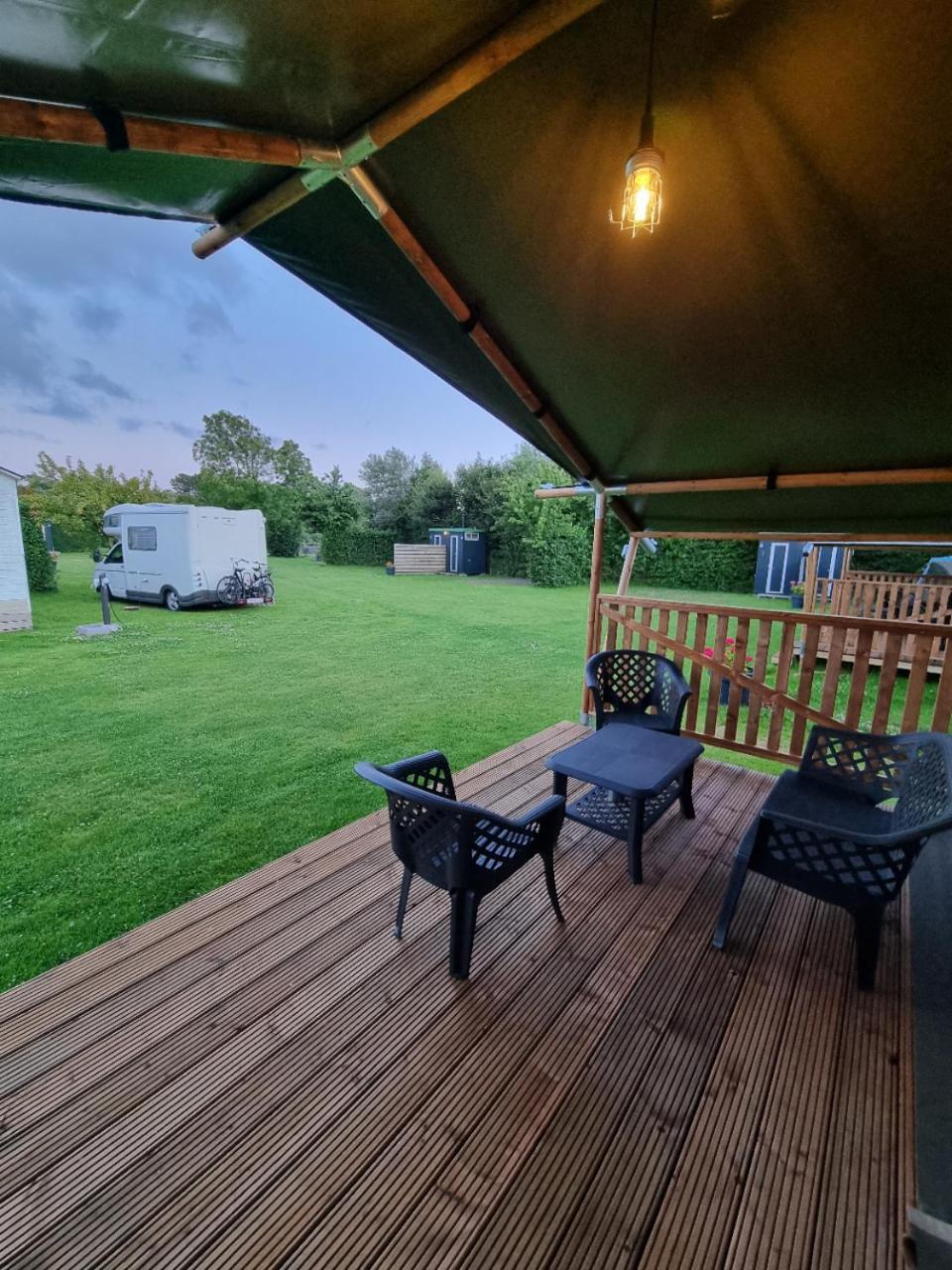 Camping De Tulpenweide Breezand Bilik gambar