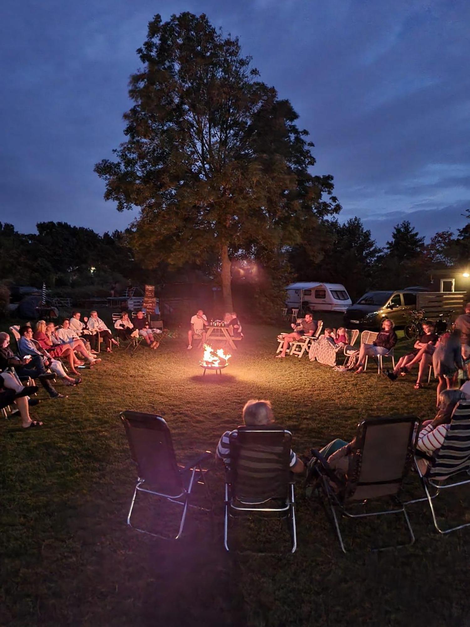 Camping De Tulpenweide Breezand Luaran gambar
